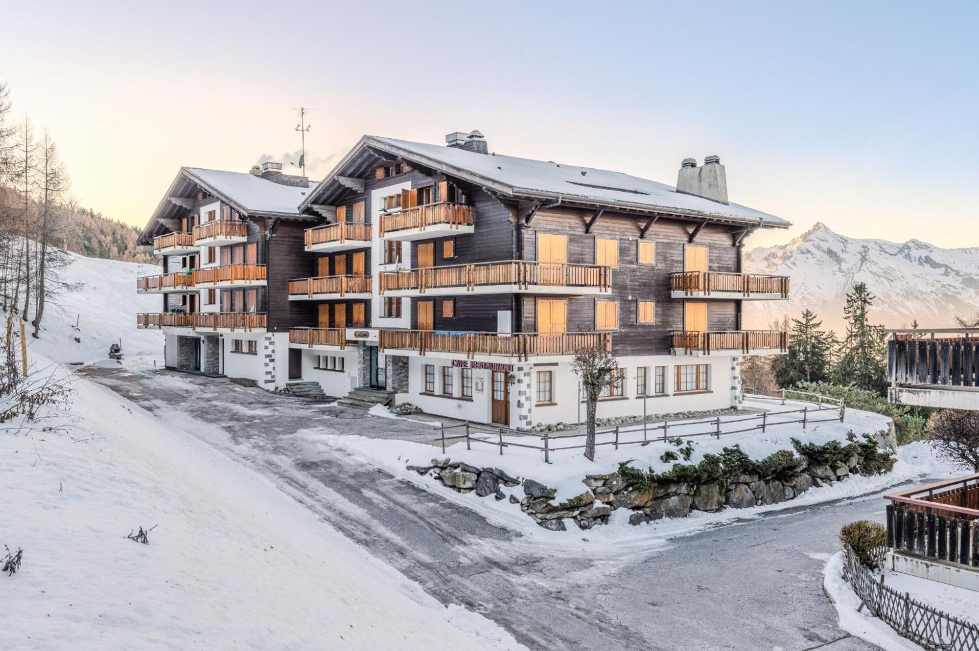 Mayens De L'Ours Mountain & Center Apartments By Alpvision Residences Agettes Exterior foto